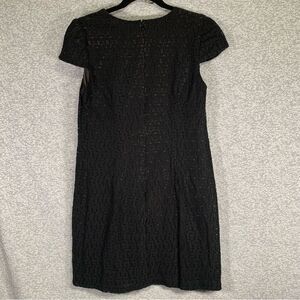 SUZI CHIN Black Eyelet Lined Cap Sleeve Shift Dress Women's Size 6 #541